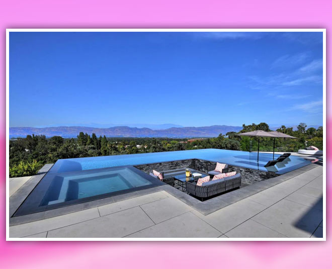 priyanka nick home pics