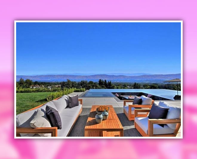 priyanka nick swimming pool