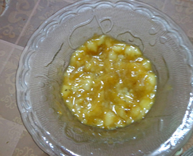 banana face pack for whitening skin