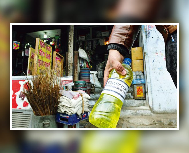 deepika padukone chhapaat team string operation on buying acid inside