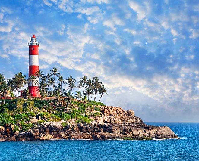 must visit travel destinations in kerala inside