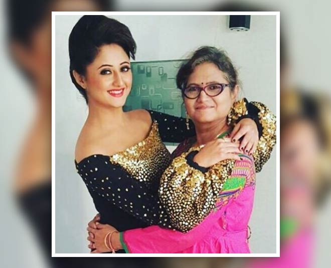 rashami desai with mother rasila unseen pictures one