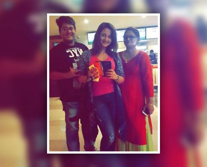 rashami desai with mother rasila unseen pictures three