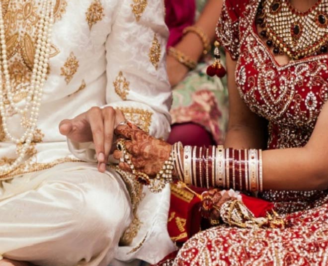 wedding father of groom elopes with mother of bride in surat gujarat inside