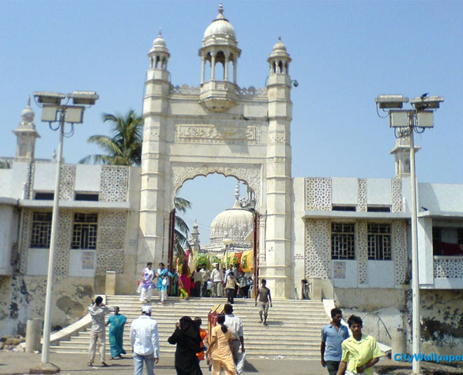 know about famous dargahs in india inside