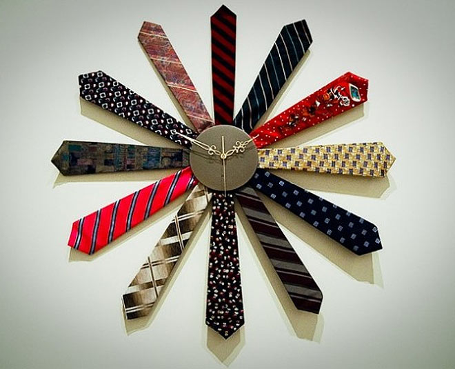 know about some unusual wall clock diy ideas in hindi inside