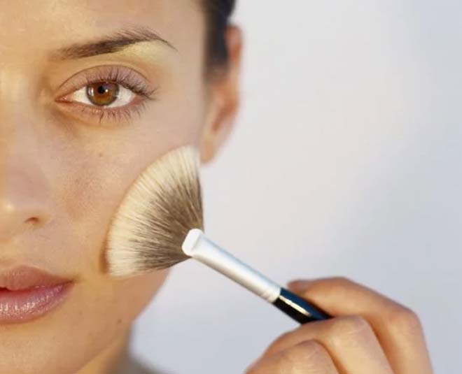 about fan brush in makeup inside