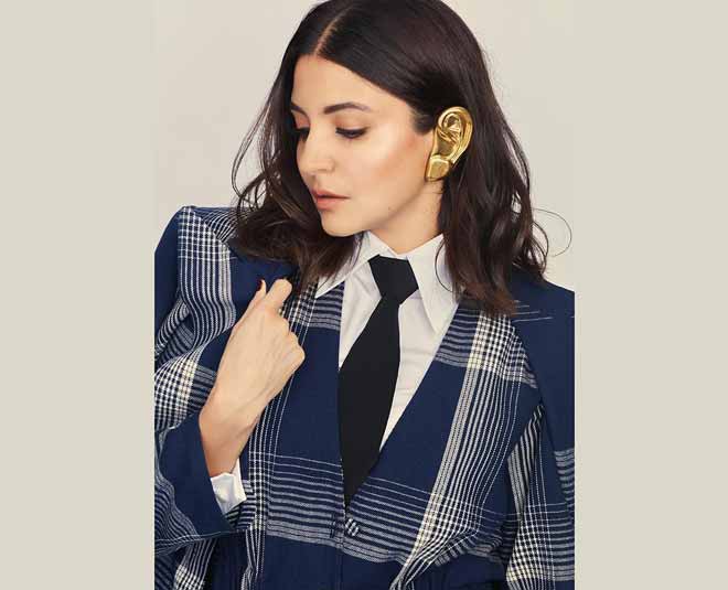 bollywood actress anushka Sharma stylish earring collection inside