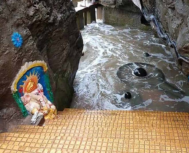 gangeshwar mahadev mandir inside