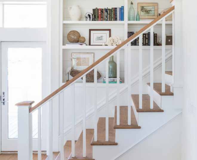 narrow staircase decorating ideas insi