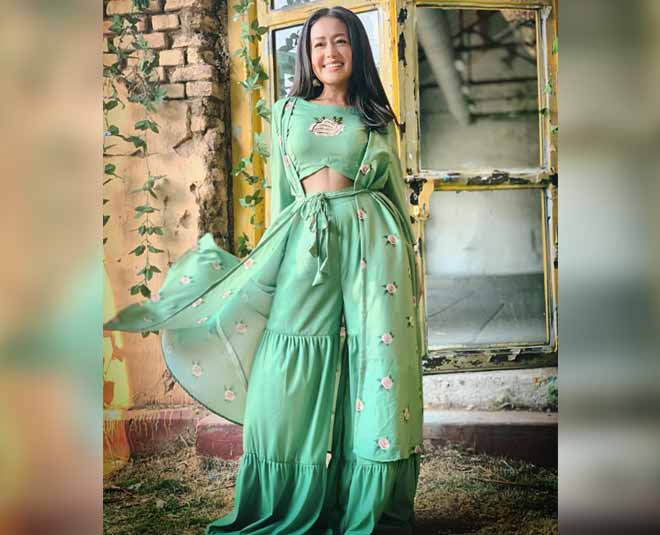 neha kakkar style inside