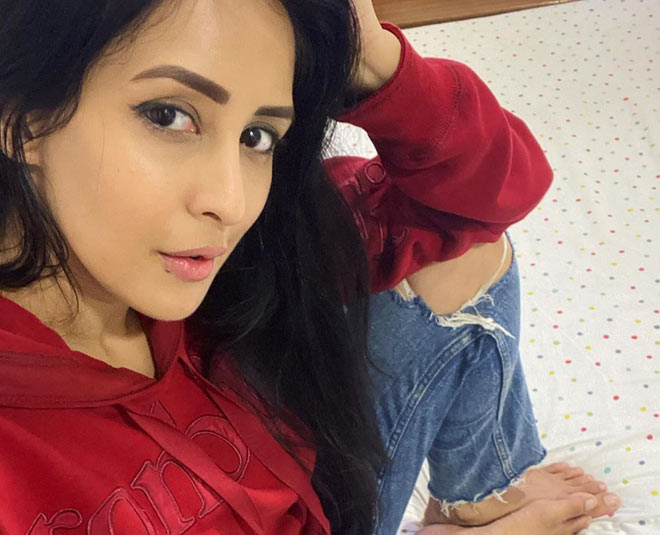actress chahat khanna summer looks inside