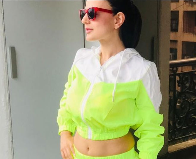 amisha patel engineers and after actor actress inside