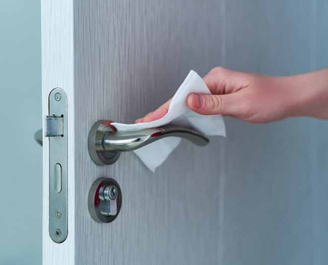 opening door with tissue