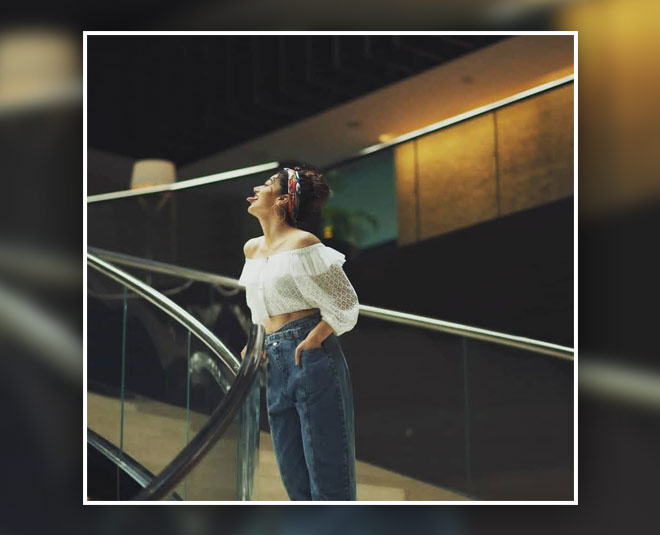 taapsee pannu white summer styles inside