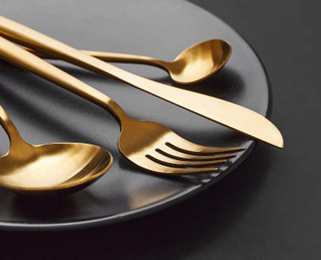 these tips while serving food inside