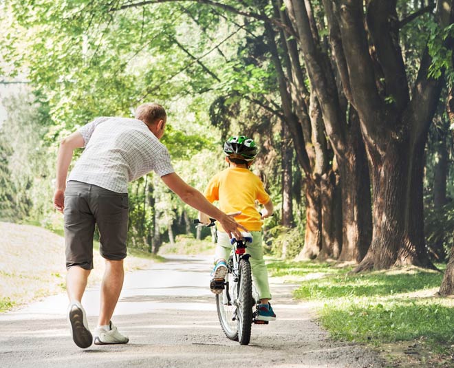 child in cycle inside