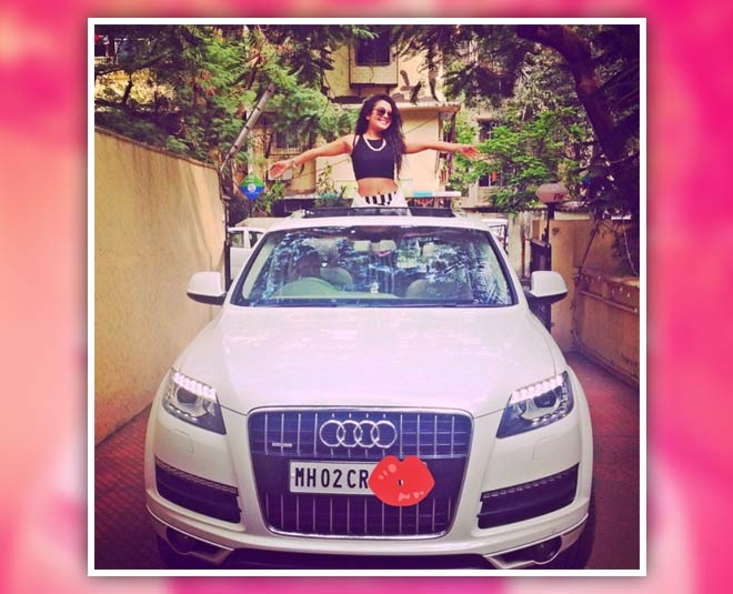 neha kakkar audi inside