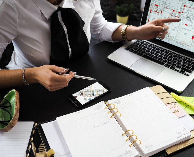 signs to identify workplace related stress