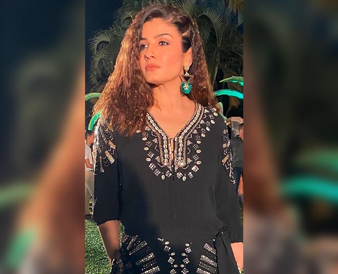 stylish looks of bollywood actress raveena tandon inside