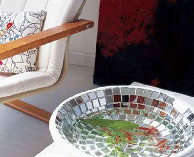 use broken mirror in different ways INSIDE