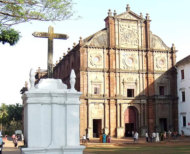 most popular and famous churches in goa india inside