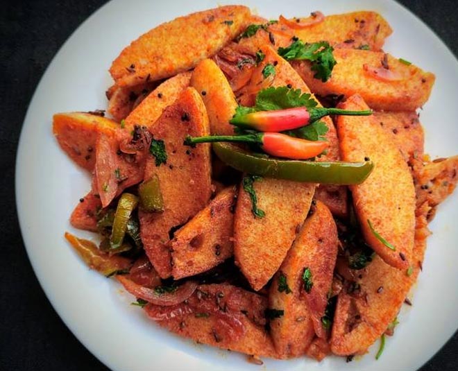 try these as snacks from leftover idli insside