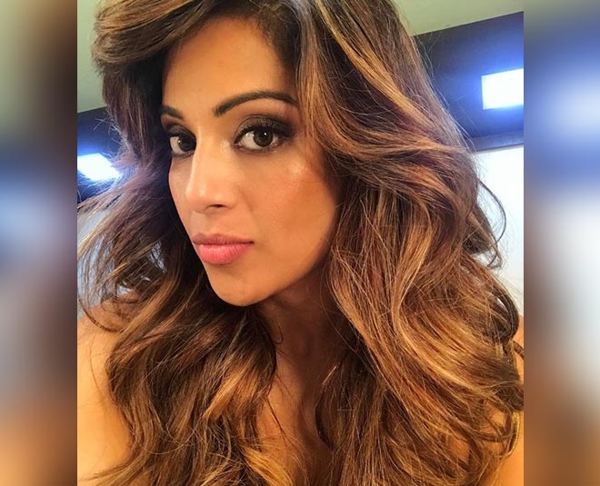 bipasha beauty hair colour