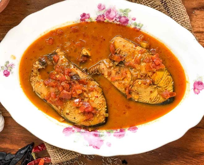 foods taste better when they are stale fish inside