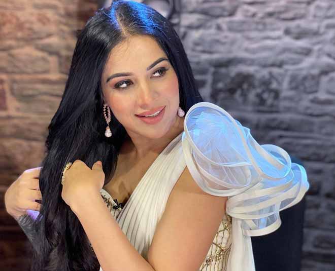 sara gurpal biography