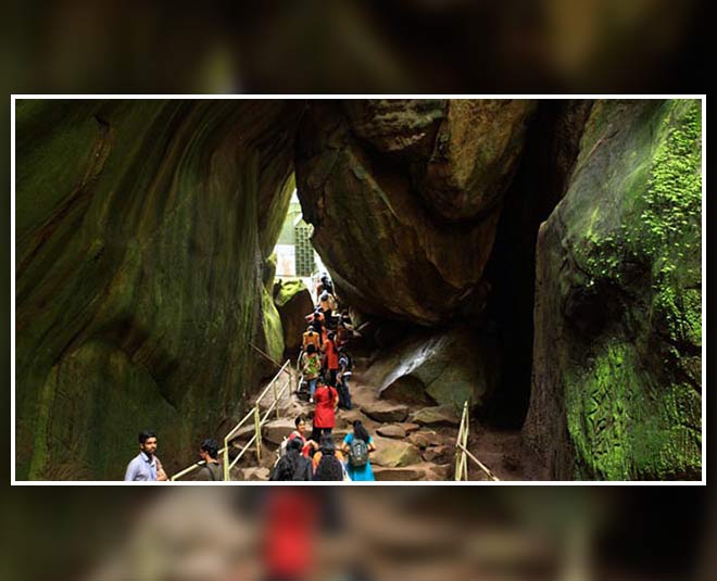 tourist places in wayanad gufa kerala inside