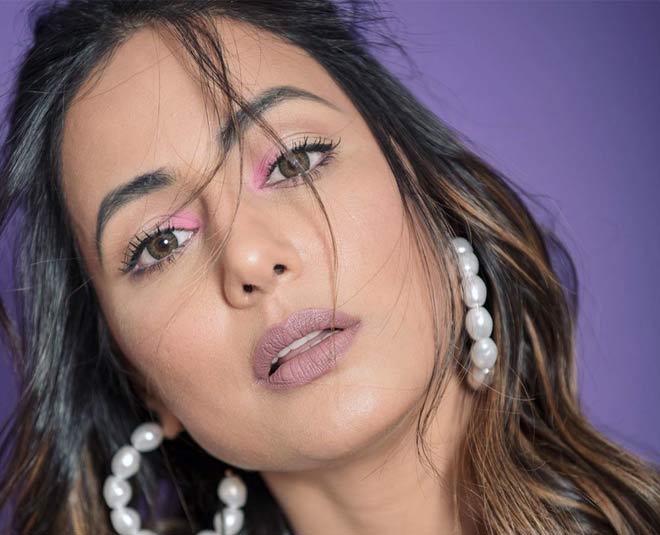 Hina Khan eyelook inside