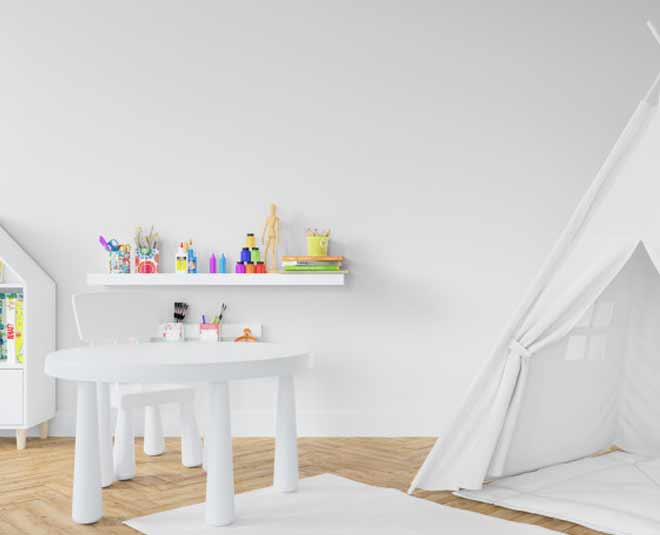 new floating shelves inside ()