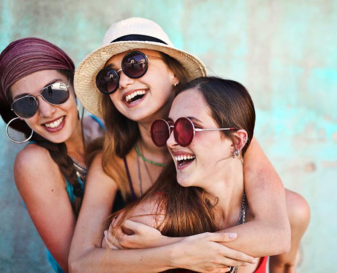 travel with friends inside