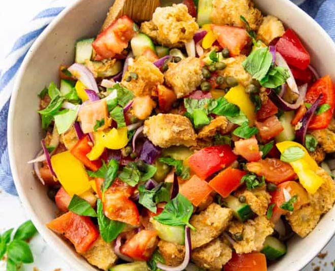 bread toss chicken salad