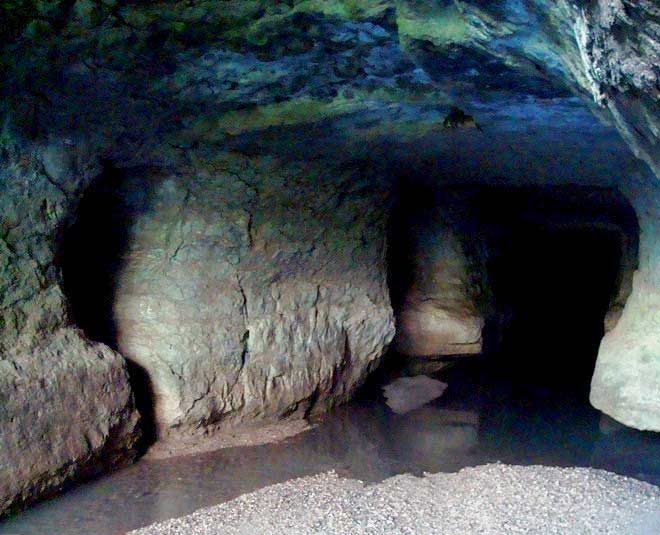 inside , travel tips in hindi