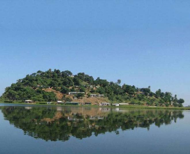 keibul lamjao national park in manipur inside