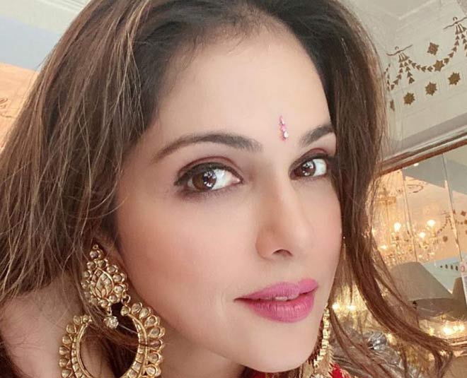 skin glow pack isha inside