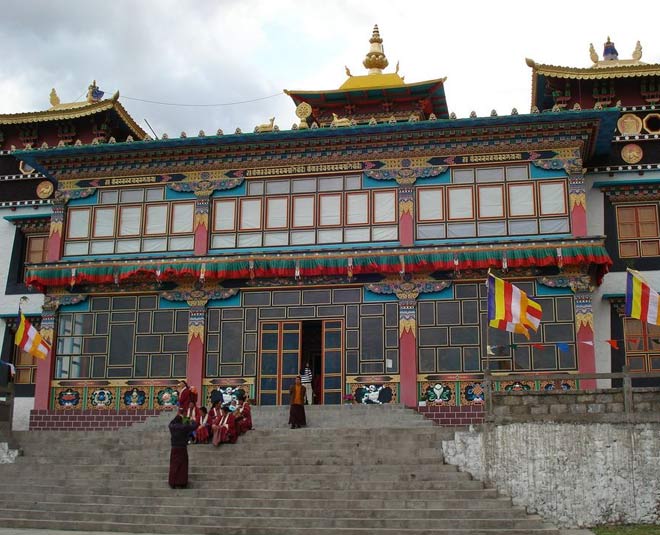 tawang monastery of arunachal pradesh inside