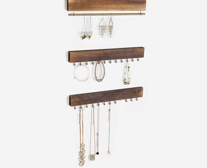 DIY Jewellery Organizer old furniture