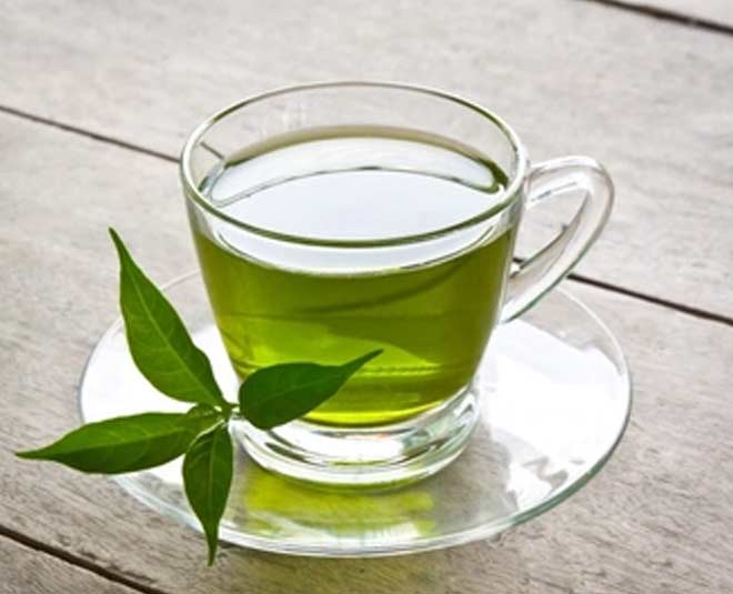 drinking green tea