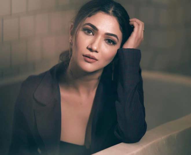 ridhima pandit fan following