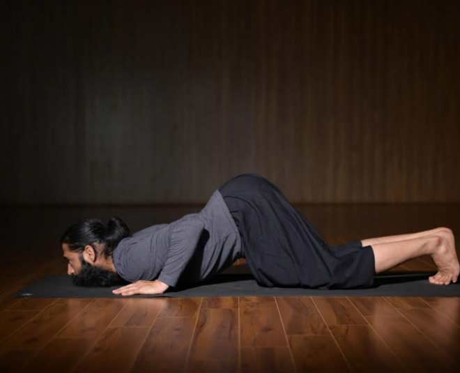 Ashtanga Pranamasana