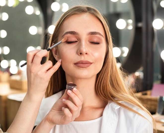 liquid latex makeup tips