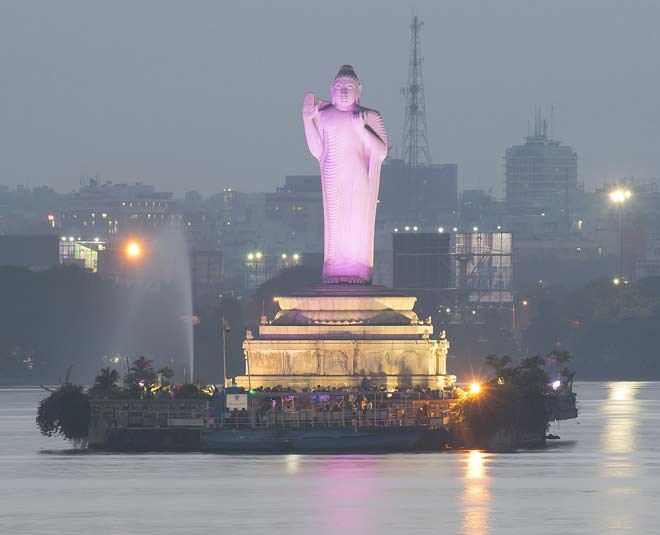 budhdha statue hyderabad