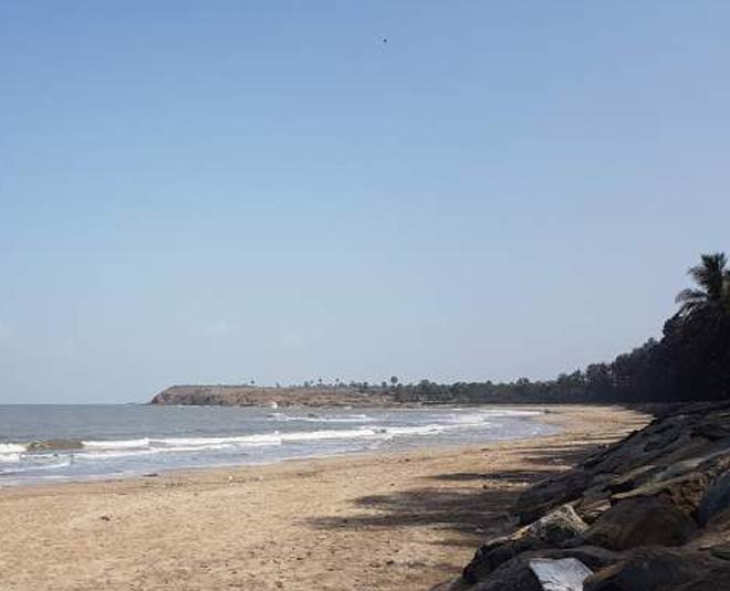 know about some beaches near mumbai inside