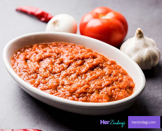 tomato and garlic chutnye