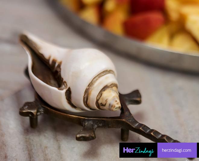 benefits of placing shankha in home
