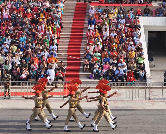 best places to visit in india on republic day waghah border