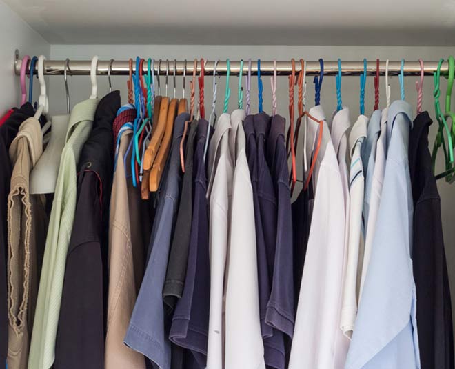 how protect clothes from molds in winter inside